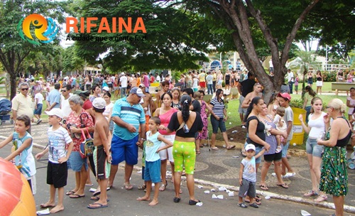 DIA DA CRIANÇA TERÁ FESTA NA QUINTA-FEIRA, 12, NA PRAÇA 24 DE DEZEMBRO